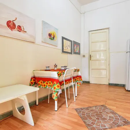 1 Bedroom Pet Friendly In Апартаменты Ачиреале