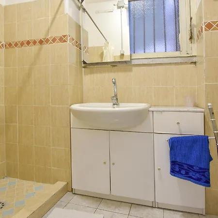 1 Bedroom Pet Friendly In Acireale